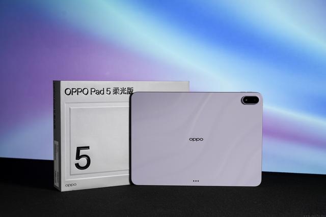 OPPO Pad 5柔光版图赏：旗舰平板也可以很年轻