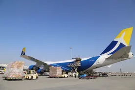 开辟出海“新航线”! “郑州—马德里”跨境电商全货机航线开通图片