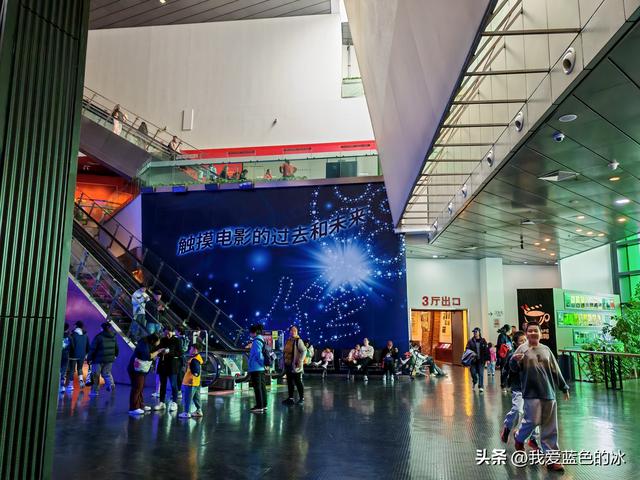 参观北京的中国电影博物馆，虽然距市区很远，但值得跑一趟