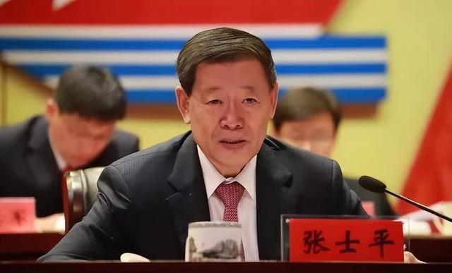 狂赚5200亿！不碰金融，不搞房产的山东首富，拿下两个世界第一！