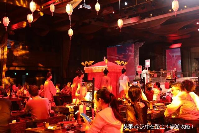 兴汉胜境秋假福利来啦！16岁以下学生0元畅玩+汉颂套票抄底价！