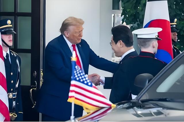 赶在飞机降落美国前，李在明对特朗普泼了一盆冷水，没让中方失望