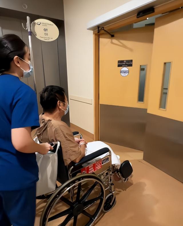 善恶终有报，62岁躺在病床上的李连杰，为曾经的“风流债”买了单