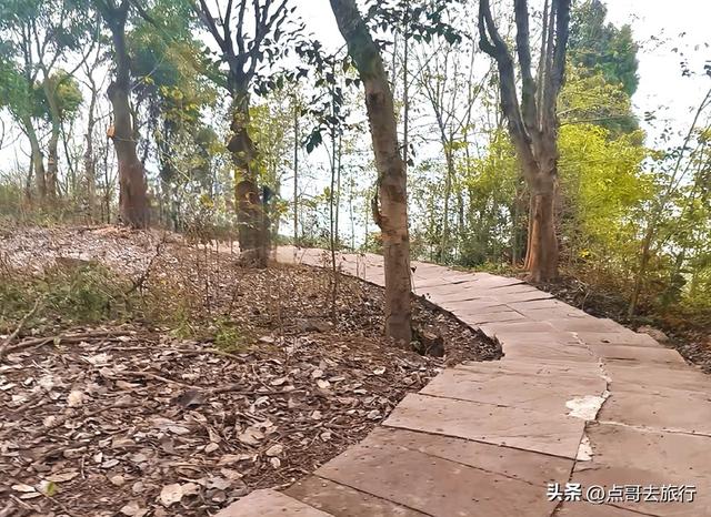 成都最近的6条爬山路线，超长的山脊线视野壮阔，都不要门票！