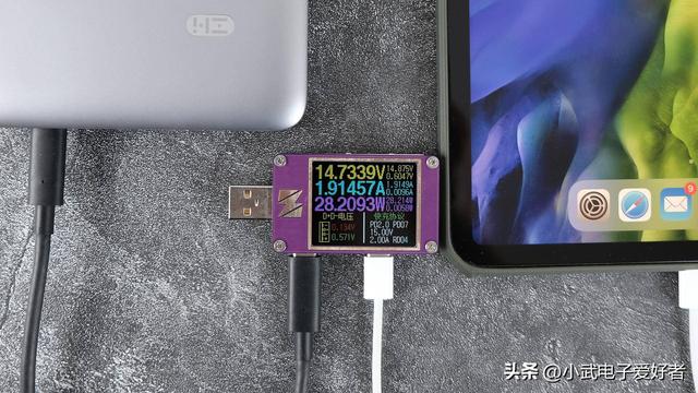 手机大电池时代还需要充电宝吗？