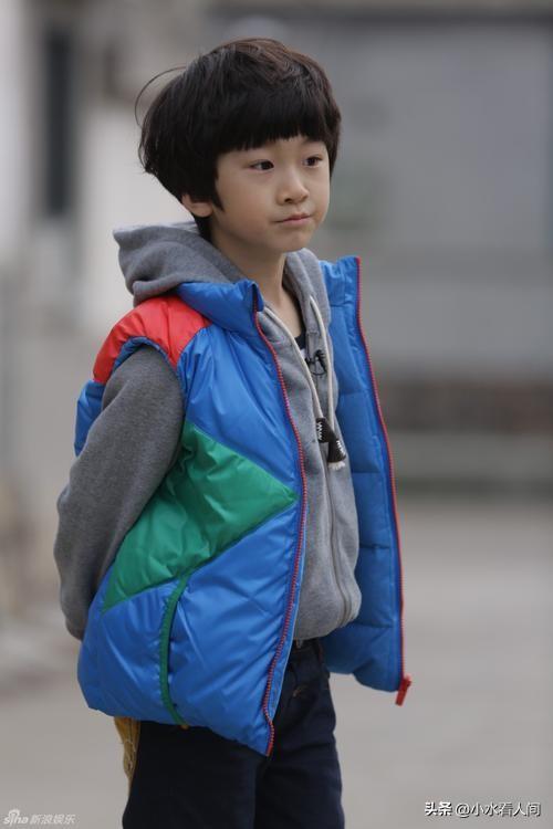 曝张亮儿子搞大女同学肚子，刚过18岁，3年前就有征兆，星途崩塌