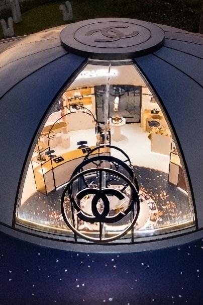 前滩太古里“Let’s Cherish Well璀璨好生活”