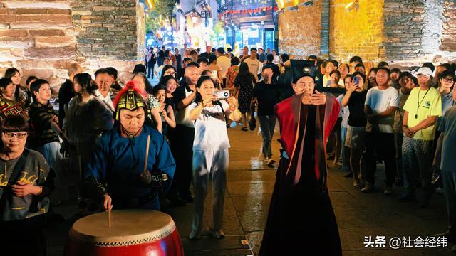 【每日一景】探秘古衢州：访南孔圣地赏水亭门，品鲜辣寻文脉