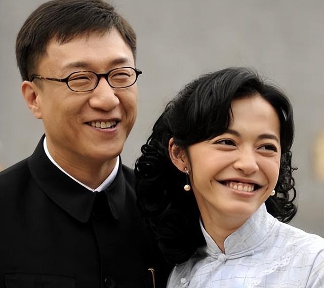 姚晨同志个人简历