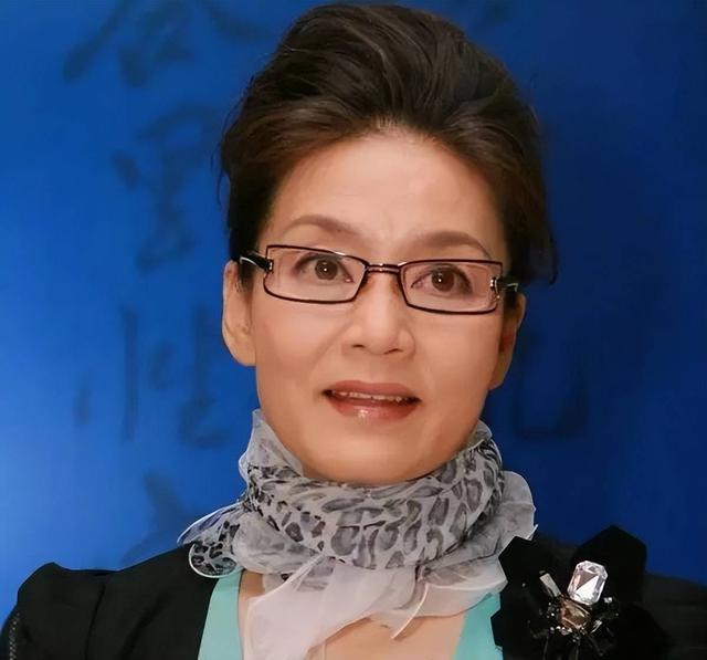 演技再好长得凶也白搭！一脸“凶相”的5位女演员，可惜了好演技