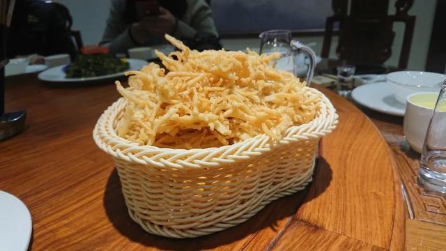 8月过半，假期余额不足！来凤县旅游，一键解锁清凉与欢乐