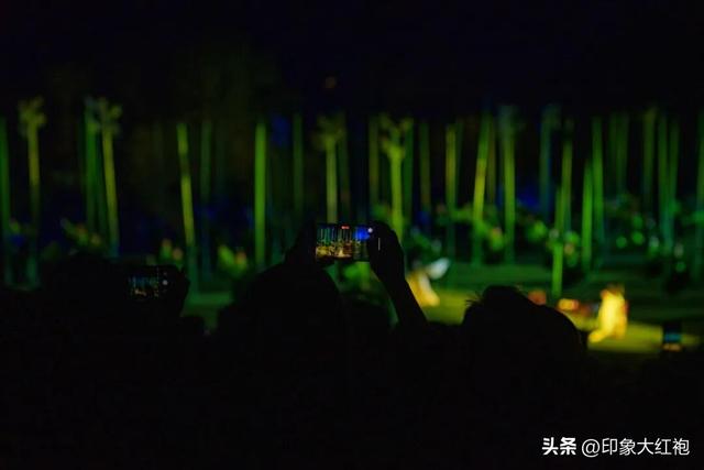 印象大红袍，2025精彩答卷，2026蒸蒸日上！