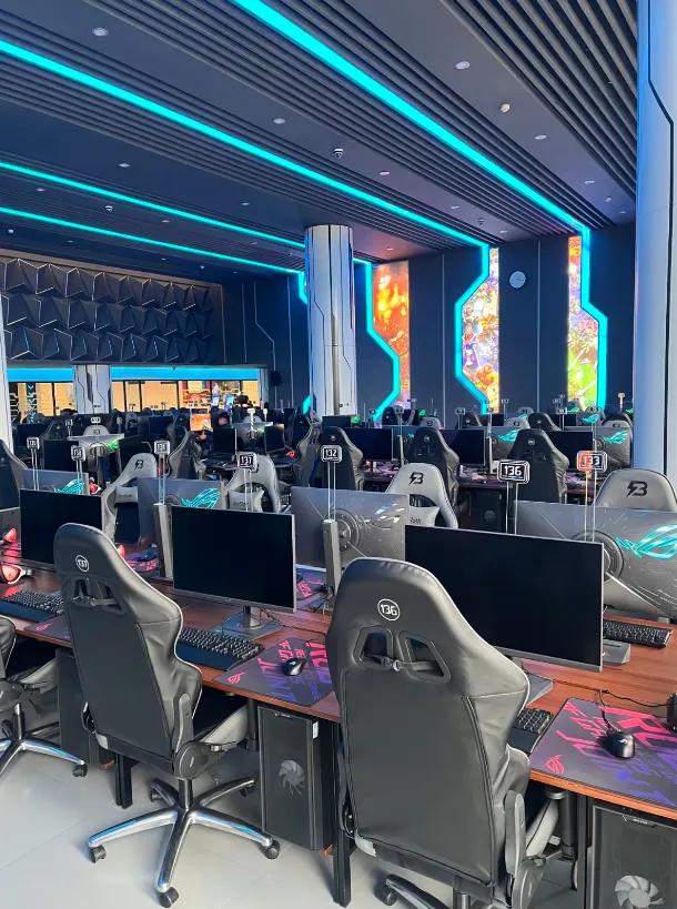 朝鲜网吧开业人满为患,都能玩什么游戏?打使命召唤?