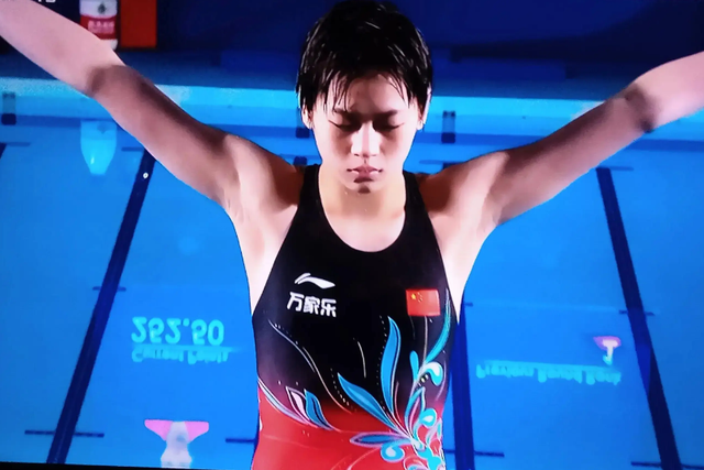 直到看到王伟莹“无奈透露”，才明白，原来婵宝魅力这么大