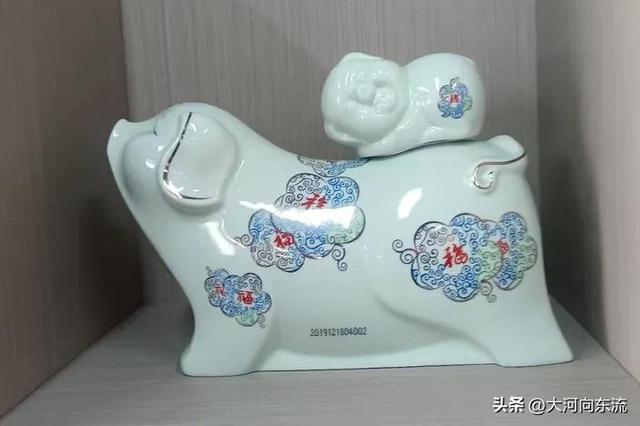 潍坊酒文化研究会酒器收藏协会2026年度工作会议在云门春酒业召开