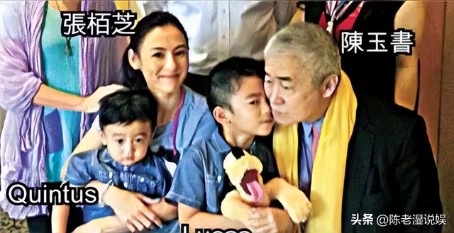 陪玩陪睡只是冰山一角，认干爹，舔手指，拜高踩低，实在荒唐！