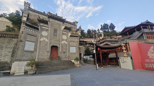 赏秋秦岭，摩旅商洛（01）出发第一天，经紫阳安康旬阳蜀河古镇