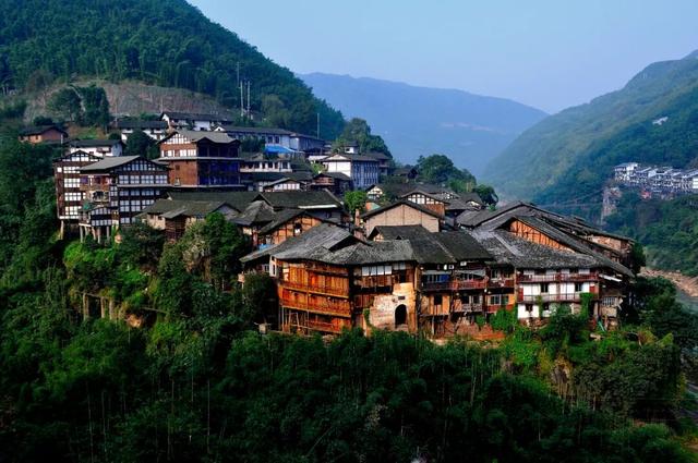 出发！乌蒙山歌开唱+年货盛宴启幕，赤水河谷之旅正当时