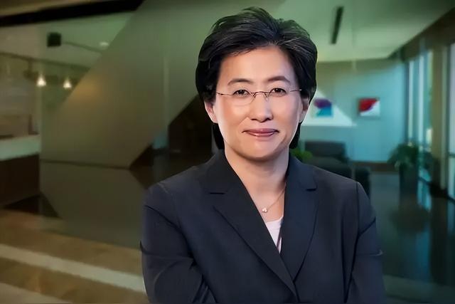 顶着骂名给中国送技术，年薪超四亿的她，为何敢和美国对着干？