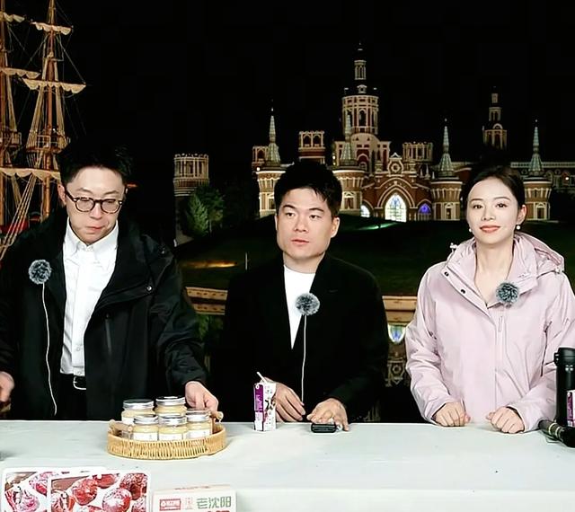 相遇哈尔滨，董宇辉的东北行首战，5个小时干了企业一年的订单！