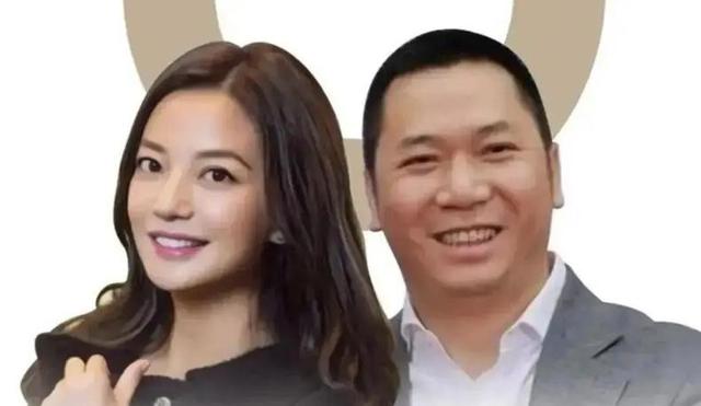 德不配位必有灾！49岁赵薇近照曝光，离婚无事业，却还有一张底牌