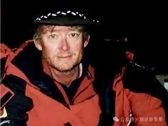 一对夫妻攀登珠峰，妻子被遗弃山顶，1年后竟在山顶发现丈夫遗体