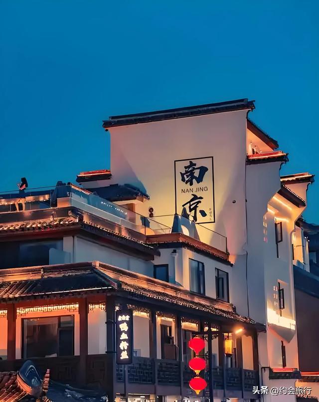 为啥南京夫子庙的小吃又贵又难吃？游客：本地人不吃，专坑外地人