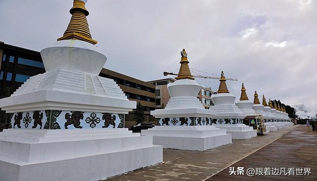 《八进西藏》）（二）雾浓顶与飞来寺：两处观景台，两种雪山浪漫