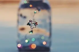 伤感到心痛的说说带图片，句句戳心图片