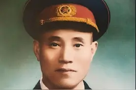1976年，“御林军”8341部队番号取消，曾为毛主席保驾护航23年图片