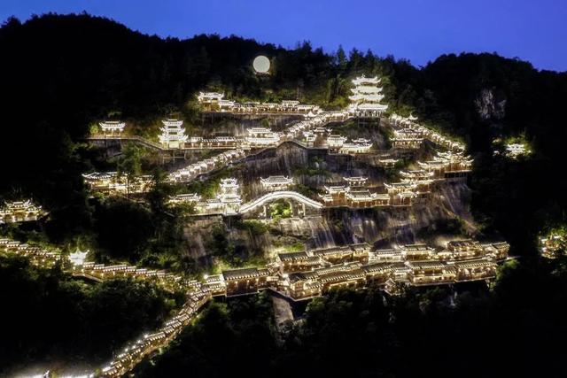 望仙谷被错认成日本景区，我外交官纠正：这是在中国，不是日本！