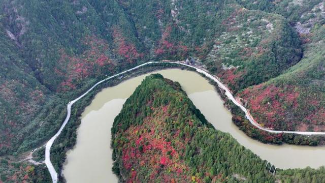 不到西坡，怎知秋色如许？