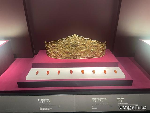 参观内蒙古博物院新馆