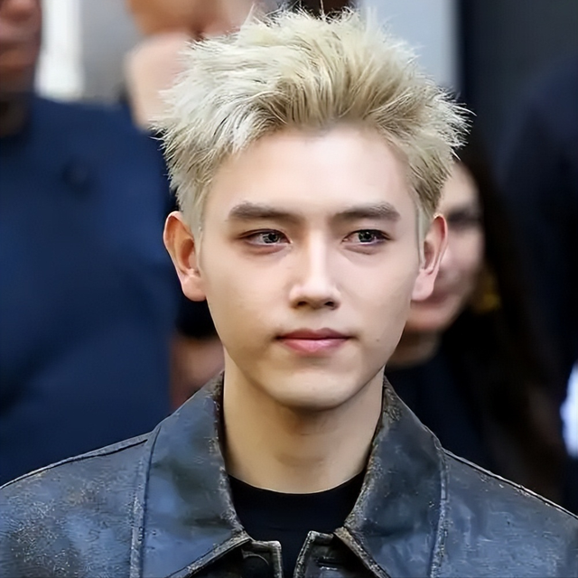 长得丑	、没才华	，爹妈“强捧不红”的4位星二代，注定走不远