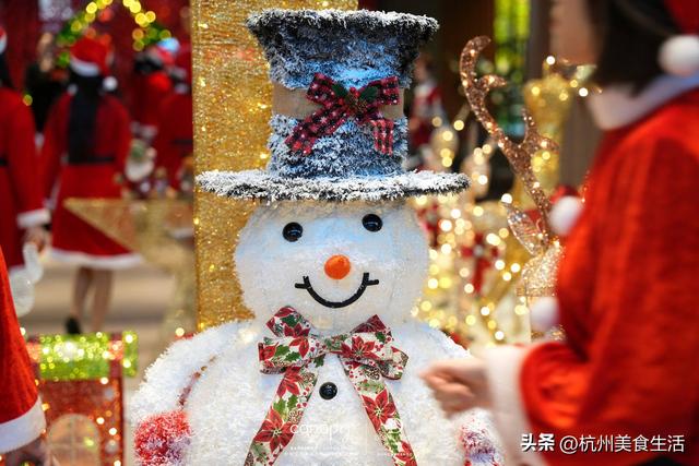 杭州和达希尔顿逸林酒店&金沙湖和达希尔顿嘉悦里酒店圣诞亮灯