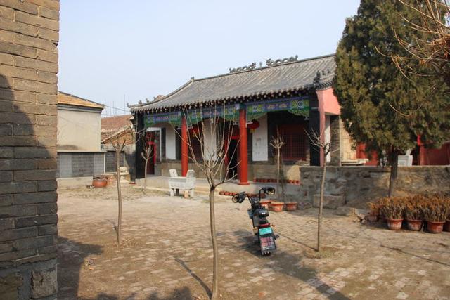 淄川有个七里店