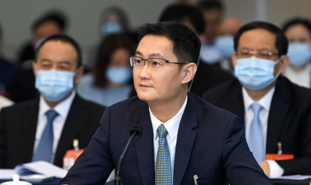 马化腾没想到，和马云“较量”了十多年，如今竟还是被他捷足先登
