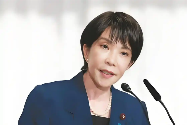 沉寂1天	，高市早苗终于签字，日本砸9万亿反华，解放军动作更大