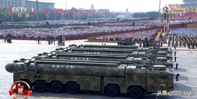 特朗普下令开火！俄大规模空袭，中国武器亮相欧洲