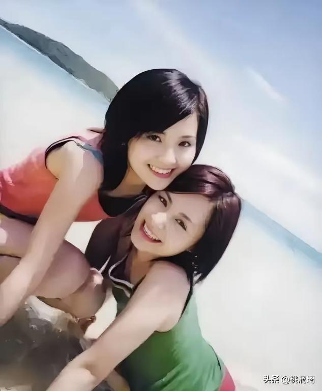 凤凰传奇的44岁玲花，怕是走上了玖月奇迹王小玮的“老路”