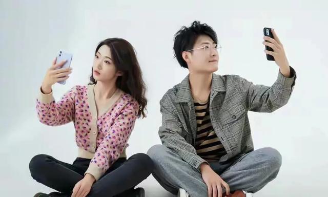 40岁男子网恋奔现四川31岁女子当天就同居 男子：太能折腾！