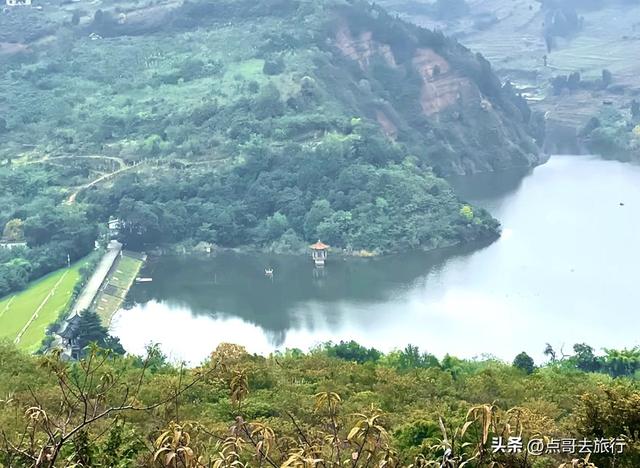 成都最近的6条爬山路线，超长的山脊线视野壮阔，都不要门票！