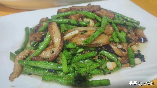 边城郁德封漫记 : 在舌尖与记忆里穿行