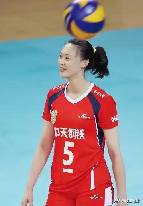 中国大学生女排夺大运会开门红