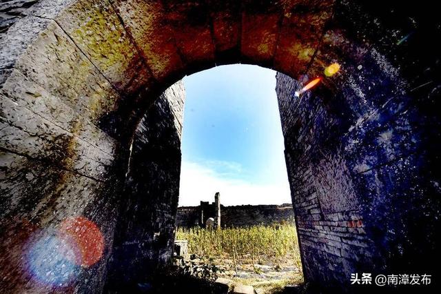 南漳：双龙寺里樊家寨