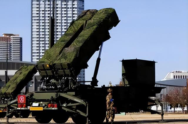 新加坡彻底不装了？逼中国原谅日本，美国突然将钓鱼岛问题摆上桌，对外释放信号非同寻常