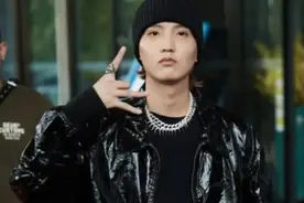 6年过去了，为何那个人进去了，中国嘻哈综艺“也凉了”图片