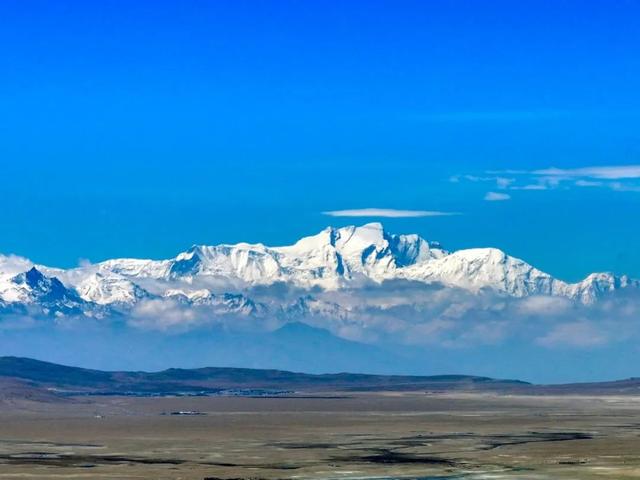 G219国道西藏段8000米雪山观景指南