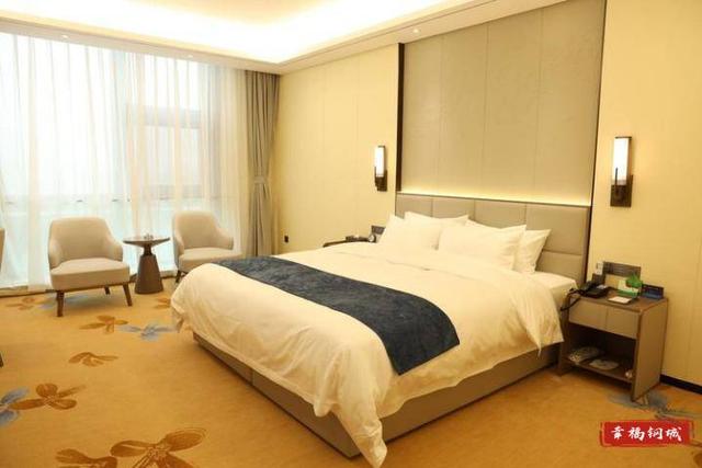 周末看“村拔” 吃住有优惠 “钢城‘住’福，‘食’力助威”主题促消费活动攻略请收好！