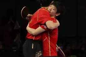 混双夺冠，莎头面对镜头秒变村干部，网友留言笑喷，都在喊抱一个图片